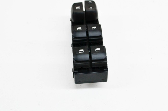 Buton geam ușă dreapta față KIA PICANTO III JA 2021 OEM: 93570-G6500 14490564