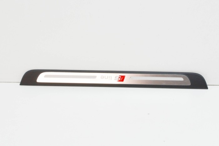 Ornament prag dreapta față AUDI A3 Limousine 8VS, 8VM 2016 OEM: 8V4853491,8V4853491D 13882807