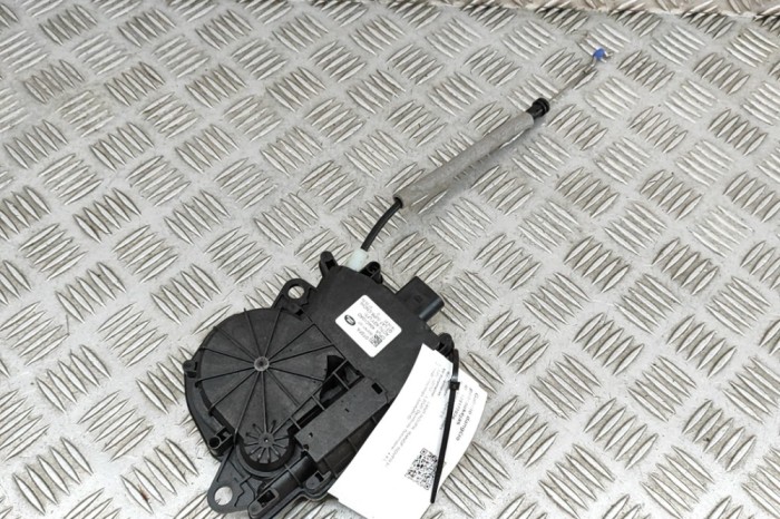 Motor soft close haion LAND ROVER RANGE ROVER IV L405 2020 OEM: CPLA-404C10-AD | 29177034