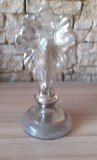 Vand crucifix vechi ,din sticla suflata in forma,de colectie