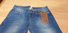 Vand blugi dama dolce gabana noi