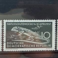 TS21 - Timbre serie DDR - 1957 Mi561-562 Flora si fauna