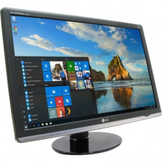 Monitor LCD 30&amp;amp;quot; LG W3000H foto