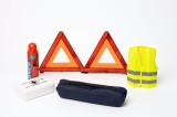 Cumpara ieftin Kit siguranta auto complet omologat