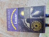 Oglinda de la hotarul ceții vintage