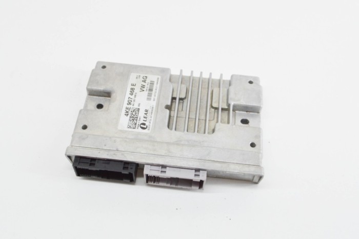 Unitate de control Gateway AUDI Q8 4MN 2021 OEM: 4KE907468E,4KE907468B,5DES13F02 17797670