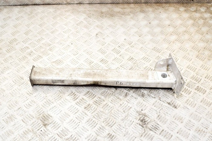 Absorbant de șoc dreapta PEUGEOT 3008 2014 OEM: MPV | 13956077
