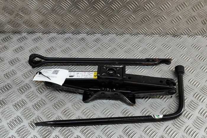 Cric FORD TOURNEO CUSTOM Minibus / passenger 2019 OEM: BK21-17080-AB,1C15-17TD81-BC,YC1A-17035-AD | 31877831