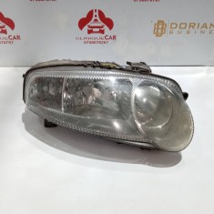 Far dreapta Alfa Romeo 146 2002