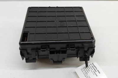 Panou de siguranțe FORD KUGA III DFK 2023 OEM: NV4T-14D068-EJA,JC6T-14A003-AB 26584646 foto