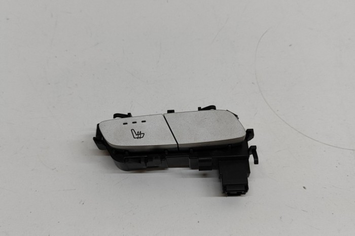 Comutator &icirc;ncălzire scaun MERCEDES-BENZ VITO Tourer W447 2016 OEM: A2139057302 | 31845252