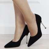 Pantofi eleganti stiletto negri cu toc auriu 6202 03