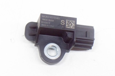 Senzor de impact dreapta spate NISSAN QASHQAI II J11, J11_ 2019 OEM: 98830-3RA0A 12244014 foto