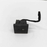 USB MERCEDES-BENZ GLB X247 2024 OEM: A2478208402 | 31865132