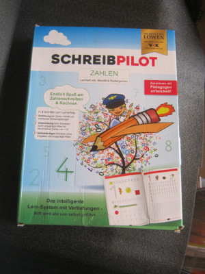 Caiet pentru copii cu cifre si litere in germana schreibpilot Lowen foto