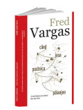 C&acirc;nd iese pustnica păianjen (Vol. 11) - Paperback brosat - Fred Vargas - Crime Scene Press