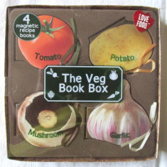 "THE VEG BOOK BOX - Tomato, Potato, Mushroom, Garlic", Set 4 carti cu magnet