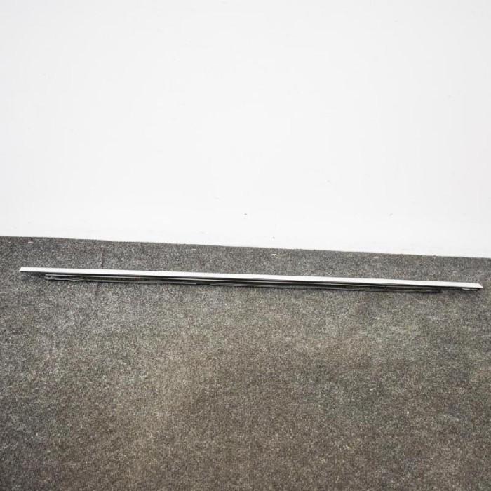 Chedar geam ușă dreapta spate MERCEDES-BENZ C W205 2015 OEM: A2057305000 3614914
