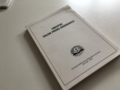 SINOPSA CELOR PATRU EVANGHELII. SOCIETATEA BIBLICA 2000. S-A FOLOSIT TEXTUL NOULUI TESTAMENT DIN 1979 TRAD. PR.PROF. C-TIN. CORNITESCU. FORMAT MARE