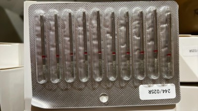 Capăt de freză de diamant pentru cuticule, formă de flacără cu v&amp;acirc;rf rotunjit, br&amp;acirc;u roșu, 244/025R foto