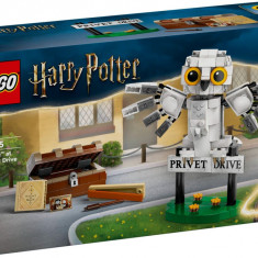 LEGO® Harry Potter - Hedwig pe Privet Drive nr. 4 (76425)