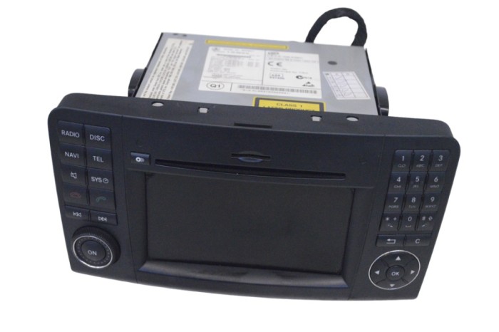 Unitate radio CD navigație MERCEDES-BENZ GL X164 2011 OEM: A1649062000,A1649062800,A0009024701,A0009025301,A0009025001 22345737