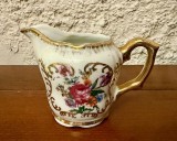 LETIERA DIN PORTELAN- DECOR CU FLORI H7,5CM