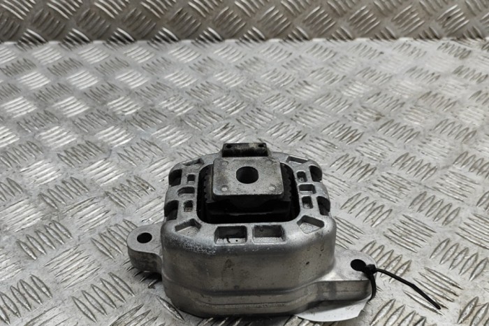 Suport motor dreapta BMW iX1 U11 BEV 2023 OEM: 9894730 27610864