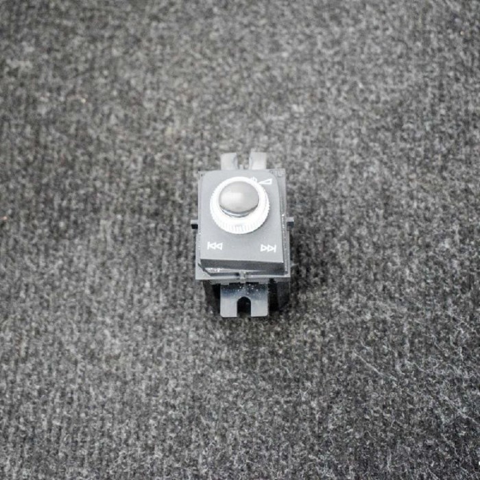 Comutator AUDI Q5 FY 2017 OEM: 80C91961680C.919.616 3685961