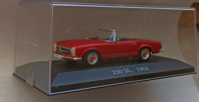 Macheta Mercedes-Benz 230 SL W113 1963 Pagoda - IXO/Altaya 1/43 foto