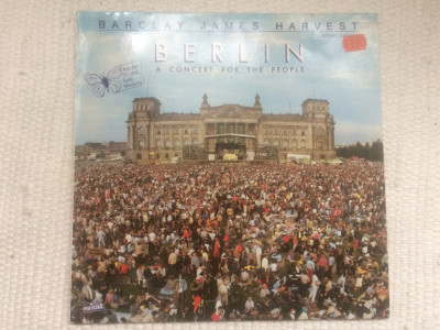 barclay james harvest a concert for the people berlin disc vinyl muzica rock VG+ foto