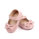 Cumpara ieftin Pantofiori roz din lac cu margini dantelate (Marime Disponibila: 3-6 luni