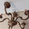 Candelabru din bronz masiv cu 5 brațe in stil francez,piesa cu o lucrătură de o foarte mare finețe,impact vizual deosebit