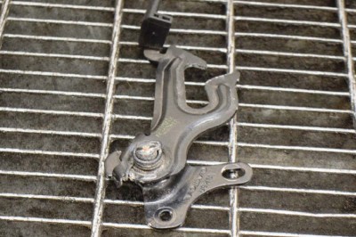 Zăvor de siguranță capota VOLVO V40 Hatchback 2016 OEM: U9H1A 10948657 foto