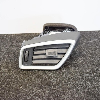Gura de ventilație planșa de bord NISSAN QASHQAI II J11, J11_ 2016 OEM: 68761-4EA0A 3379359 foto
