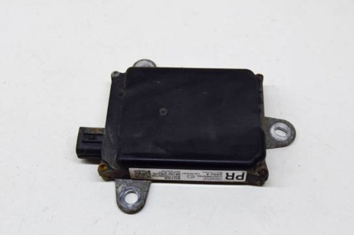 Modul de control unghi mort TOYOTA PRIUS _W5_ 2017 OEM: 10R-036767,A2C75009705,88162-0W270 11833776