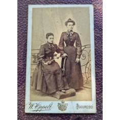 Fotografie doua doamne, tip CDV