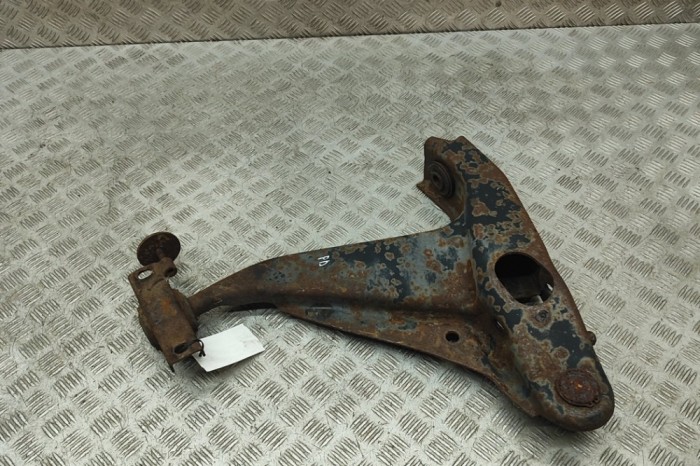 Braț inferior dreapta față FORD USA EXPLORER 2001 OEM: 2L2Z-3078-AA 29772490