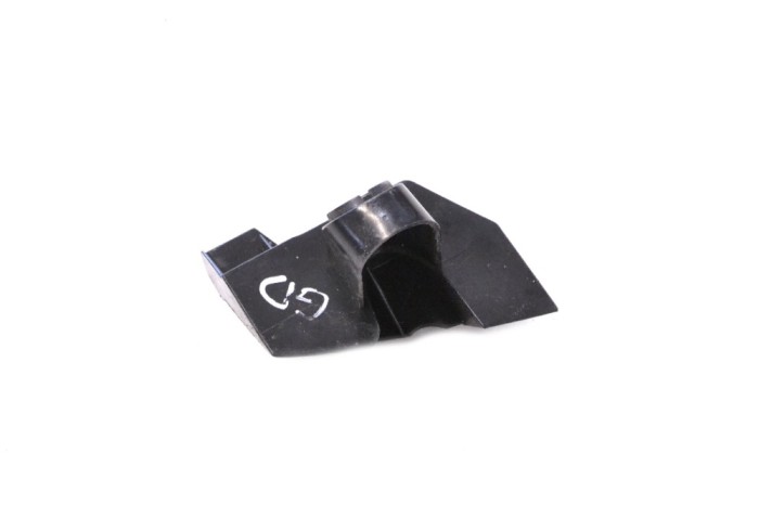 Suport bara de protecție dreapta spate TOYOTA AURIS _E18_ 2018 OEM: 52562-02170 11438043