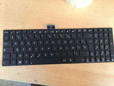 Tastatura Asus X554, F555, A555, x503M, Y583 foto