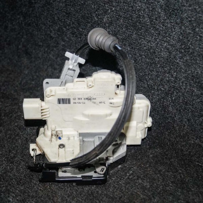 &Icirc;ncuietoare ușă st&acirc;nga spate VW PASSAT B7 362 2012 OEM: 3C4839015A | 1147509