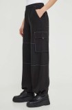 R&eacute;sum&eacute; pantaloni femei, culoarea negru, drept, high waist