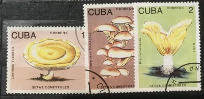 (STR3) Timbre serii Straine Cuba flora Ciuperci foto