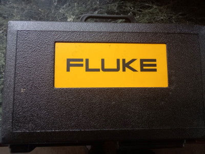Automotive Multimeter Fluke 88 V foto