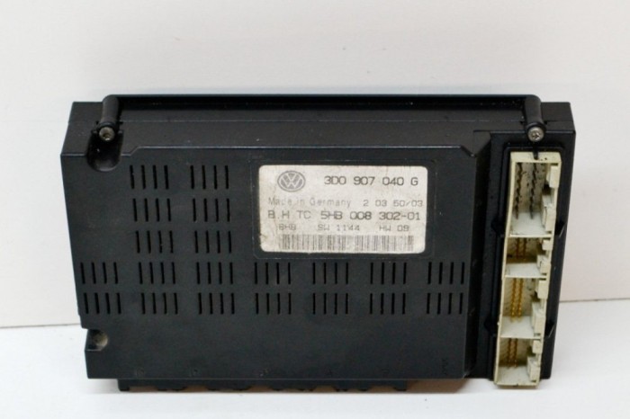 Alt modul de control VW PHAETON 3D_ 2004 OEM: 3D0907040G,5HB008302-01 13560812