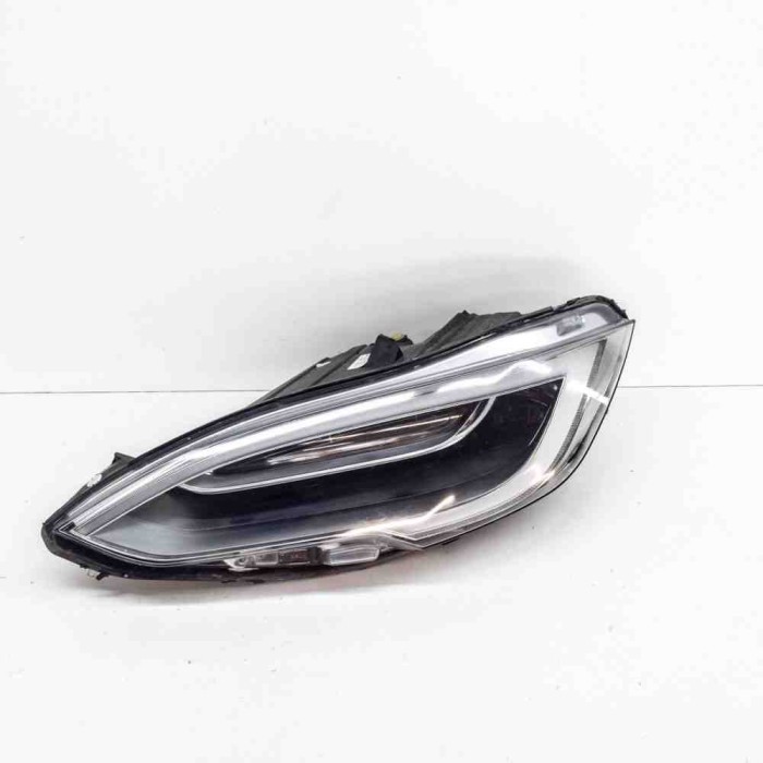 Far st&acirc;nga față TESLA MODEL S 2017 OEM: Sedan | 14333618