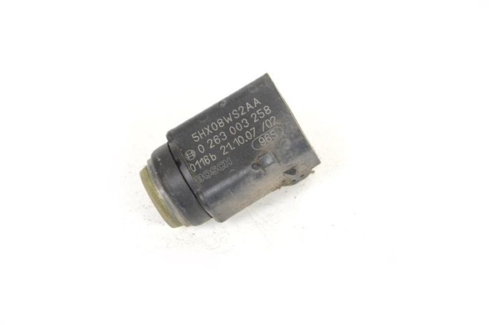 Senzor de parcare PDC CHRYSLER 300 C Touring LX 2008 OEM: 0263003258,5HX08WS2AA 10692390