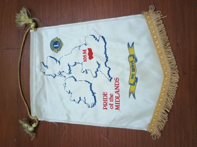 fanion Splendid matase LIONS INTERNATIONAL INSULELE BRITANICE foto