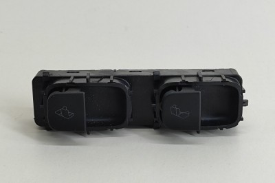 Comutator TESLA MODEL Y 2023 OEM: 1493286-00-B 22266316 foto