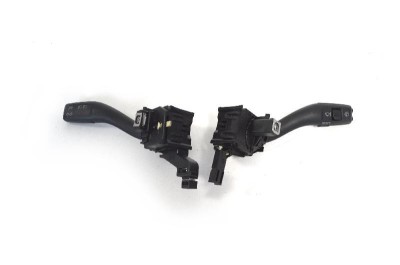 Maneta semnalizare ștergătoare AUDI TT 8J3 2007 OEM: 8P0953513A,8P0953519C 1647142 foto